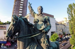 У Києві ОУНівці знову готуються демонтувати радянський пам'ятник