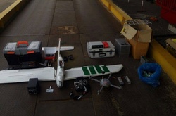 Прикордонники затримали чоловіка, який намагався ввезти з РФ безпілотники та відеокамери