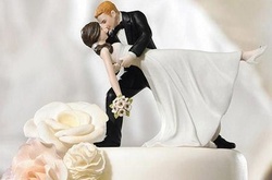 Как менялась мода на свадебные торты за последние 100 лет