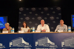 Директор палацу «Україна» розказав, скільки тепер коштуватиме організація концерту на головній сцені країни