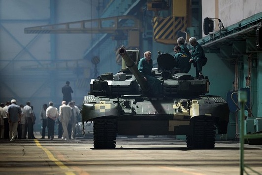Україна втрачає позиції на світовому ринку озброєнь. Звіт за 2015 рік