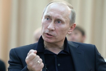 Звільнення з посад старих друзів свідчить, що Путін став сильніше чіплятися за владу, - The Guardian   