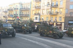 Масштабні обмеження руху. Як перекриють проїзд у Києві напередодні параду