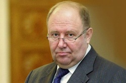 Порошенко звільнив посла України в Чехії