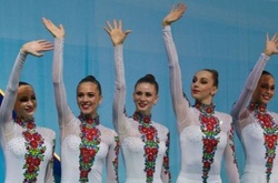 Художня гімнастика. Збірна України змогла пробитися у фінал