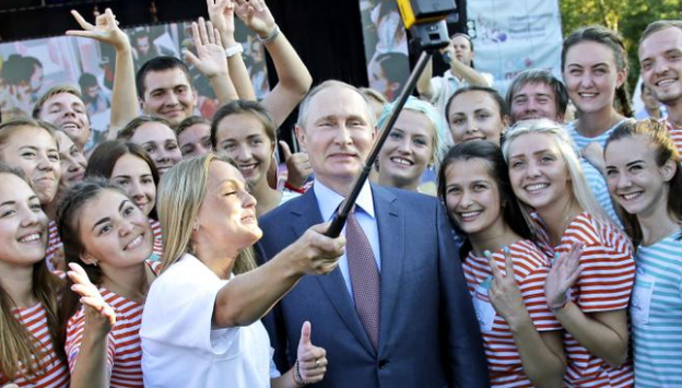Путін оточує себе молодими підлабузниками перед проведенням непопулярних реформ - The Sunday Times