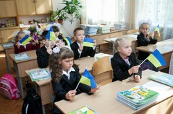 Без червоної ручки та домашніх завдань: оприлюднено вимоги оцінювання учнів 1–4 класів