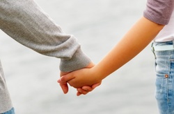 За 25 років українці стали лояльнішими до дошлюбного сексу, – опитування