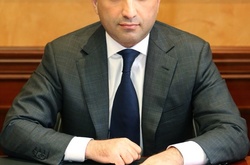 Луценко призначив прокурором анексованого Криму Гюндуза Мамедова