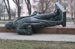 В Україні демонтовано понад 1,2 тис. пам'ятників Леніну, - Порошенко