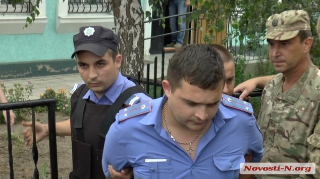 Деканоїдзе розформує відділення поліції, працівники якого вбили чоловіка