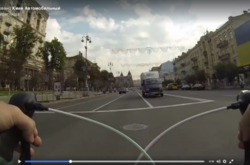 Велосипедист-порушник на Хрещатику роз'їжджав по зустрічній смузі