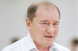 До Умерова в палату підселили двох людей, яких судять за крадіжки