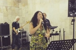 Лолита призвала украинцев и россиян к единству