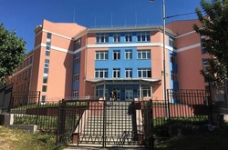 У Святошинському районі біля школи з'явився мурал із козаками