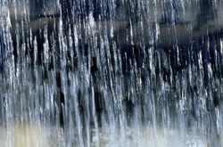 В Україну йдуть дощі та невелике похолодання