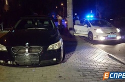 У Києві молодики напідпитку влаштували погоню з копами