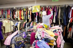 У місті відкрилося 29 пунктів прийому ношених речей