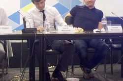 Студентка, яка жбурляла тортом у заступника міністра, пояснила свій вчинок