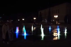 У Борисполі відкрили фонтан з підсвіткою 