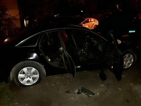 Депутату від партії Порошенка спалили автомобіль