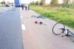 Водію фури, який збив велосипедистів під Броварами, оголосять підозру