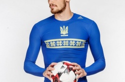 Гравці збірної України презентували новий дизайн форми