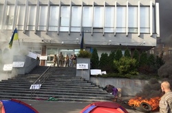 В БПП заявили, что підпал «Інтера», – це провокація проти країни