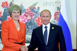 У Кремлі заявили, що Тереза Мей «через поспіх» забула потиснути руку Путіну