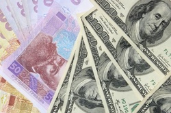 У Нацбанку пояснили, чому обвалилася гривня