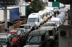 В черзі на кордоні з Польщею стоять 950 автомобілів