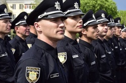 Понад дві тисячі правоохоронців забезпечують правопорядок у центрі міста