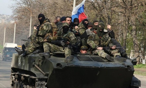 Росія продовжує постачати зброю та військову техніку на Донбас – розвідка