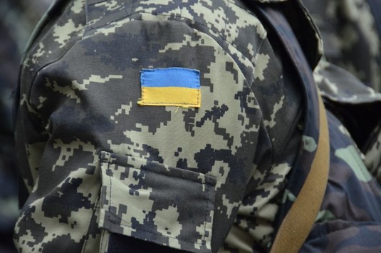Минулої доби на Донбасі зазнав поранень один український боєць