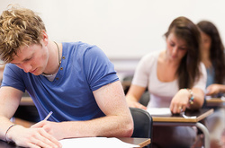 В уряді пропонують збільшити стипендії за чотирма напрямками