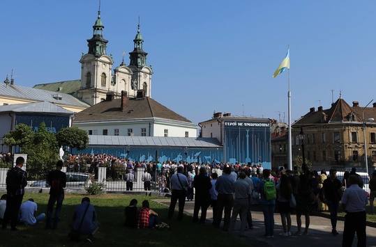 У Львові відкрили меморіал Небесній сотні та загиблим воїнам АТО