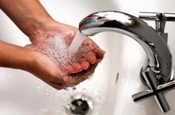 Майже 1,4 тисячі будинків залишилися без гарячої води