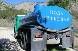 Окупанти визнали: через них Крим страждатиме і далі від браку води