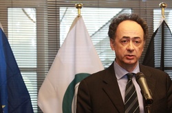 Новий посол ЄС в Україні вручив вірчі грамоти Порошенку