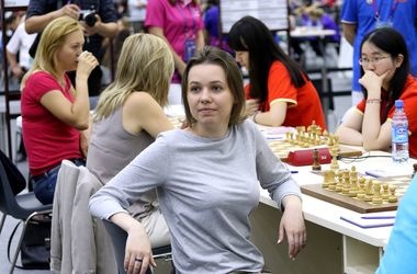 Шахова Олімпіада: чоловіки обіграли Канаду, жінки поступилися Китаю