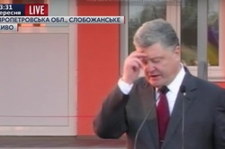 Порошенко перехрестився на словах про кредит МВФ: «Хай Бог простить!»