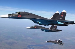 Росія стягує авіацію до кордонів з Україною - Турчинов 