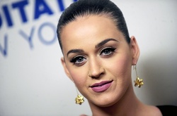 Кэти Перри приняла роды у сестры