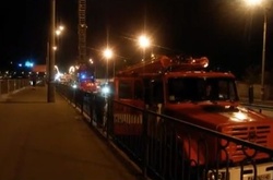 Рятувальники ліквідували пожежу на Подільсько-Воскресенському мосту