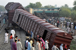 Зіткнення поїздів в Пакистані: 6 загиблих, 92 поранених