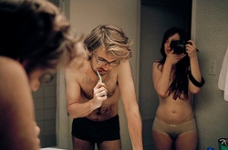 Глазами фотографа: как выглядит депрессия любимого мужчины 