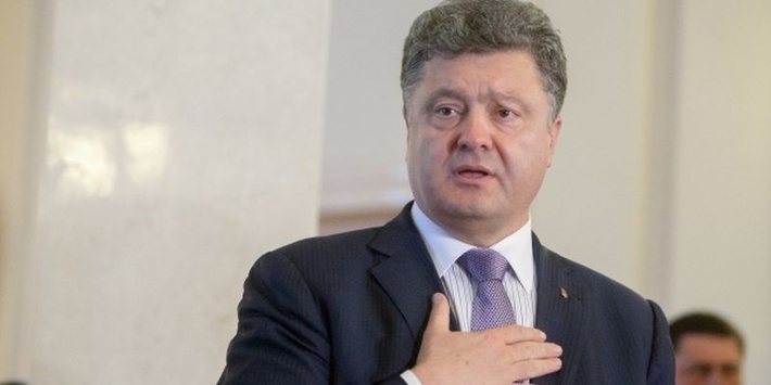 Президент назвав війну на Донбасі «гібридним носорогом» з п'єси театру абсурду