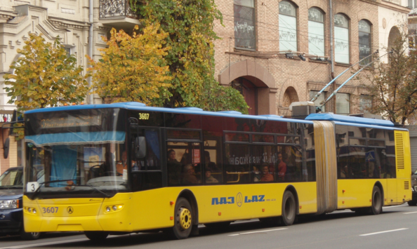 Реконструкція проспекту Перемоги: у неділю тролейбуси працюватимуть за спеціальним графіком