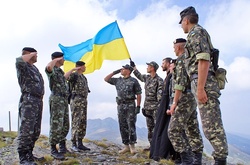 З початку року в українську армію записалися 60 тис. добровольців