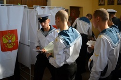 Як в анексованому Криму голосували на російських виборах. Фотогалерея